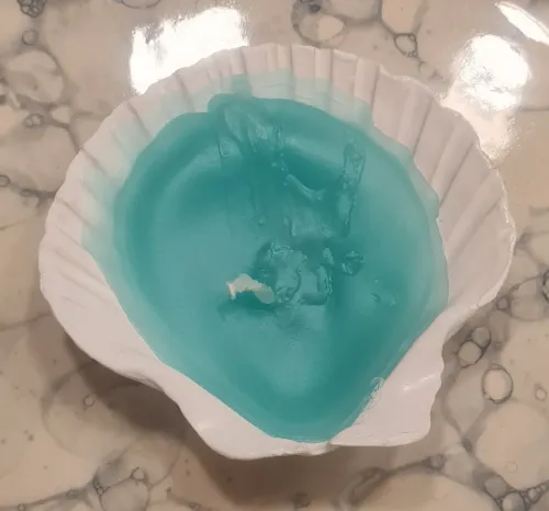 Schelp kaars- wit met blauw